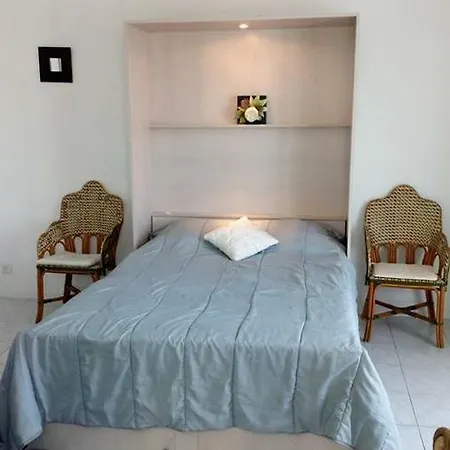 Les Fontaines Saint Leonard Apartman *